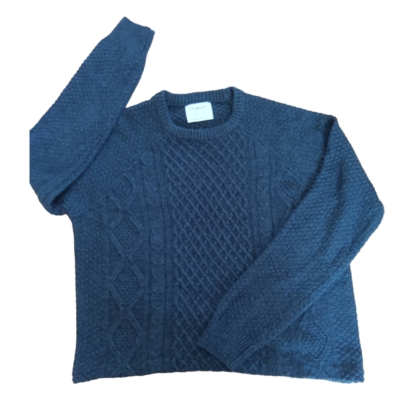 Primark Other - Primark Dark Forest Green Textured Crewneck Sweater *Not Navy*